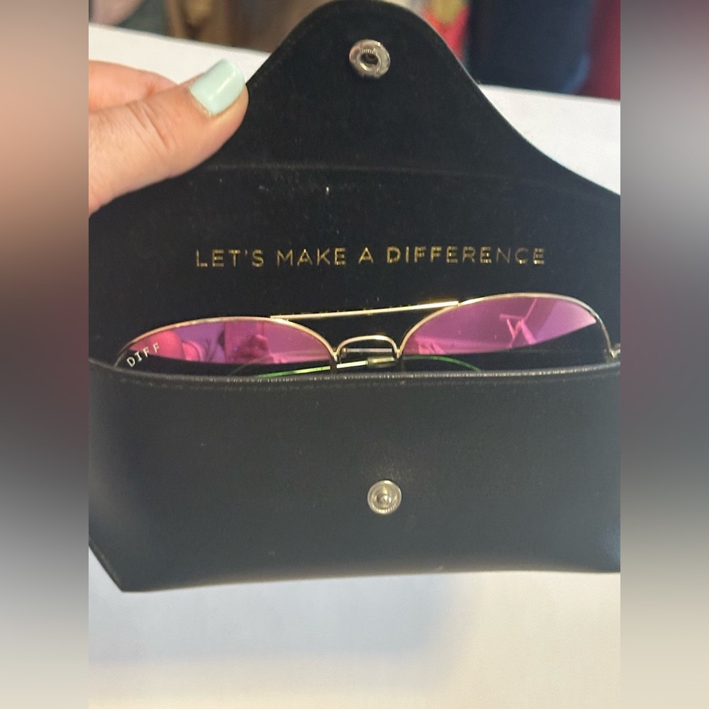Diff Eyewear Purple Aviator Sunglasses - Picture 4 of 5